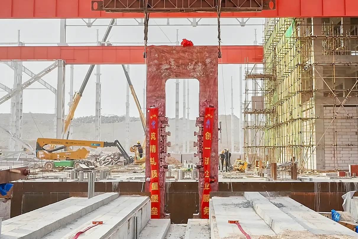 Successful Installation of the 1550mm Acid Rolling Mill Arch at Guangxi HWHG Electrical Steel Project (Phase I)